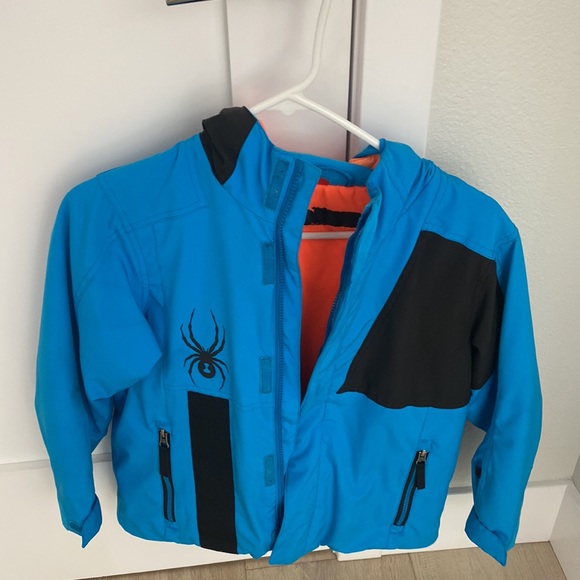 Ski jacket - Picture 4 of 9